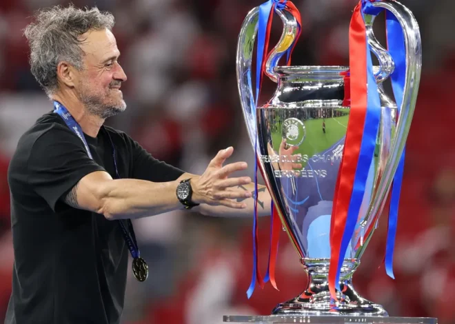Luis Enrique bergabung dengan grup eksklusif yang terdiri dari 11 manajer yang telah memenangkan Liga Champions dan Piala Eropa berturut-turut.