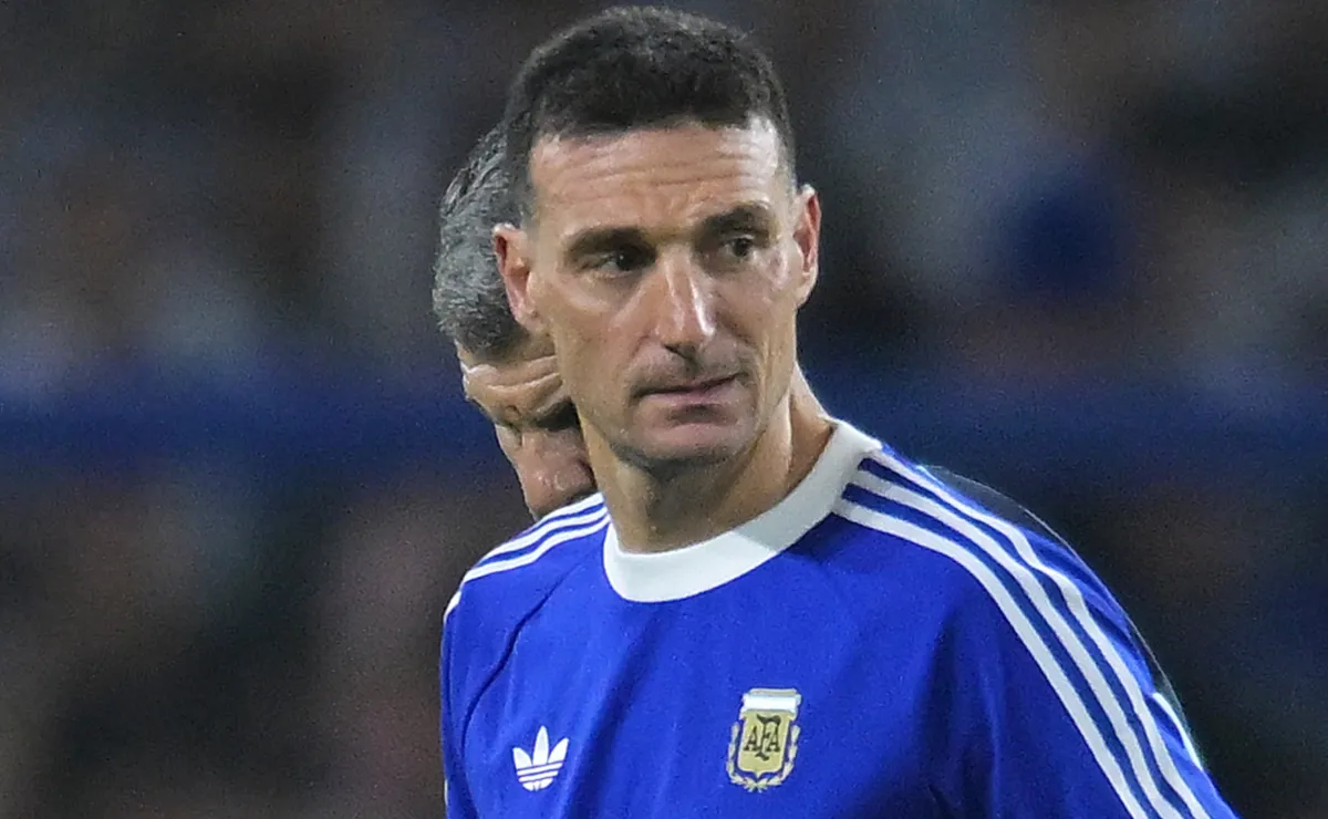 Lionel Scaloni tidak menutup kemungkinan adanya perubahan lebih lanjut pada skuad Argentina di Piala Dunia menyusul cederanya Leonardo Balerdi